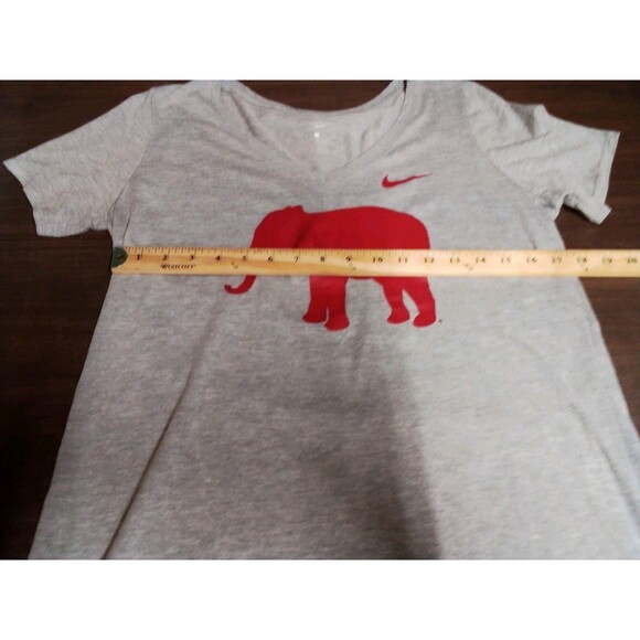 Women's Gray  Nike Tee Roll Tide Elephant V-neck Size Large - Picture 7 of 13